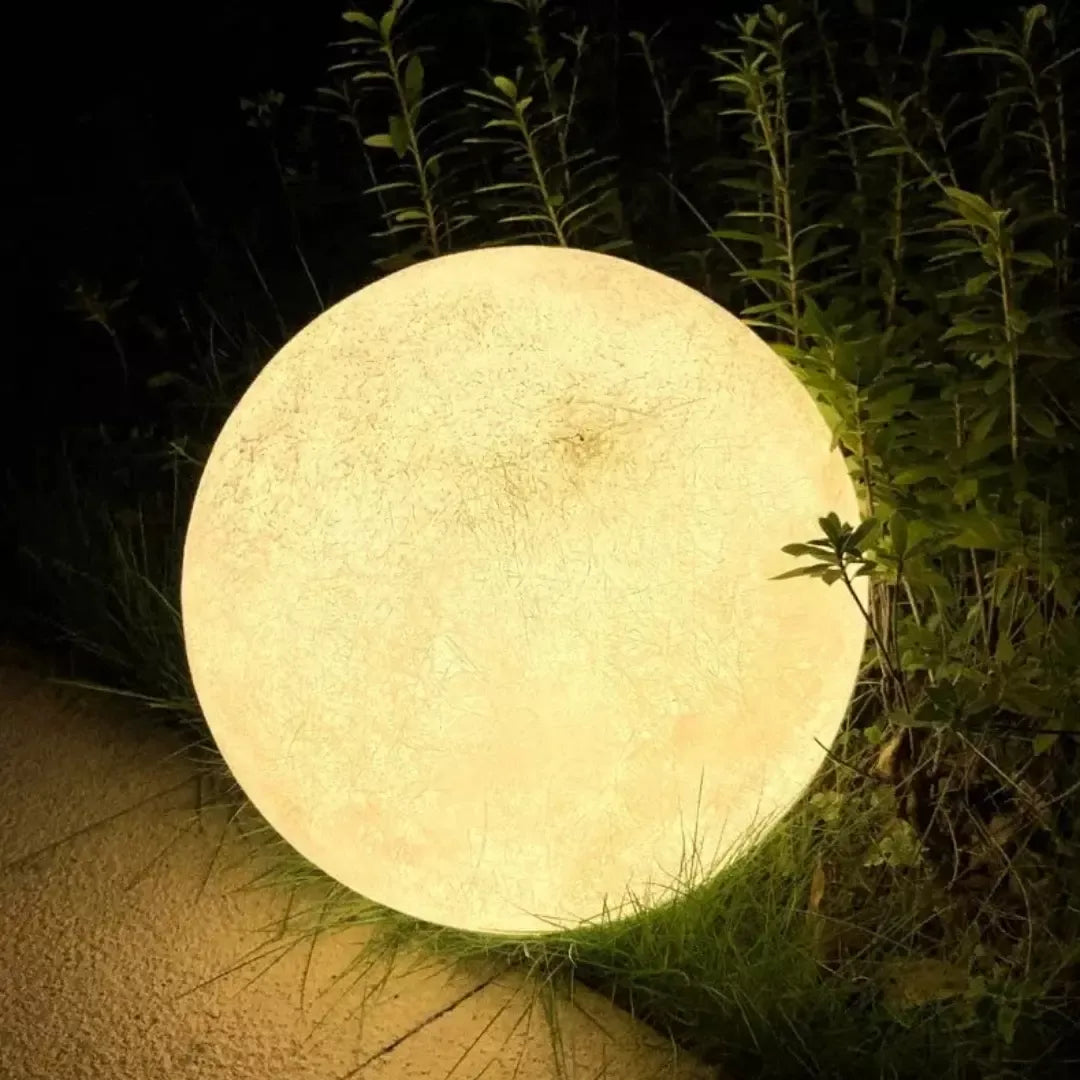 Luminária Solar Lua Cheia Decoração para Jardim Loja Bigstock