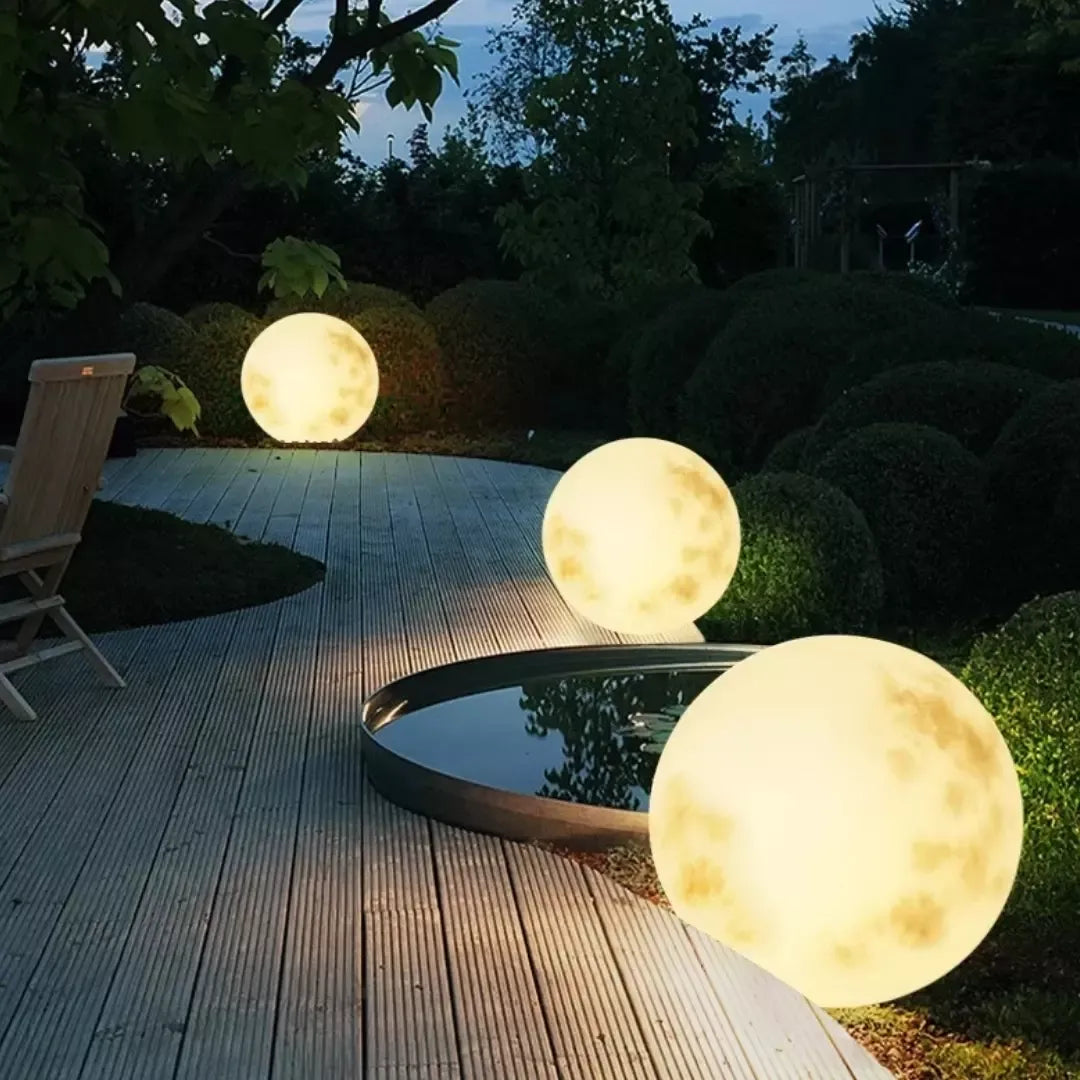 Luminária Solar Lua Cheia Decoração para Jardim Loja Bigstock