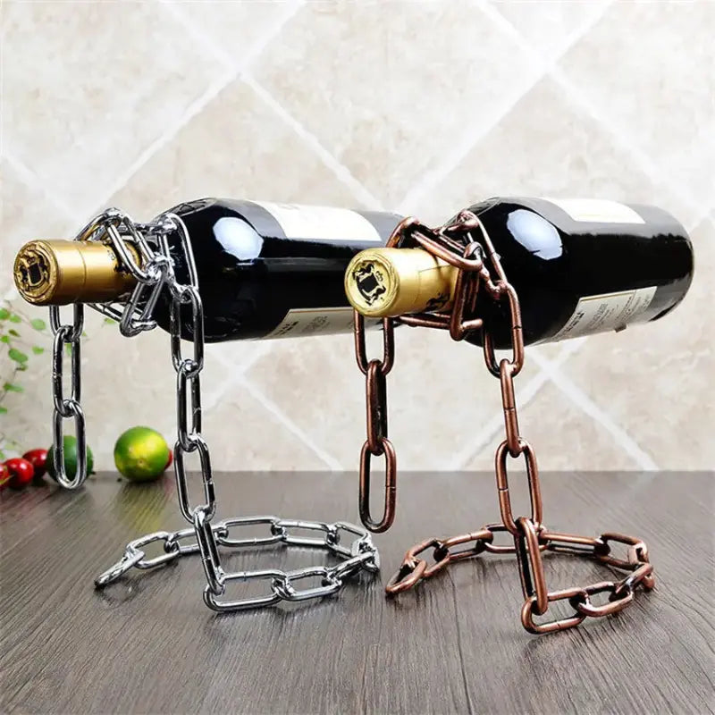 Porta-Vinho-de-Mesa-Corrente-Flutuante-Magica-Bigstock-2