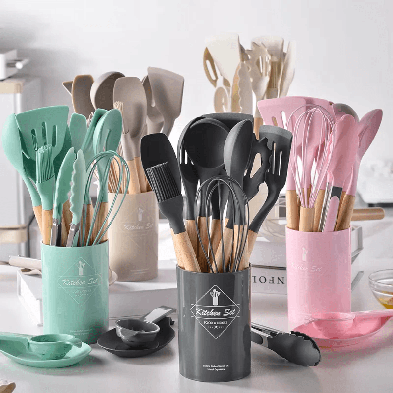 Kit Utensílios de Silicone com Cabo de Madeira - BStocker™ (12 Peças) - Loja BigStock